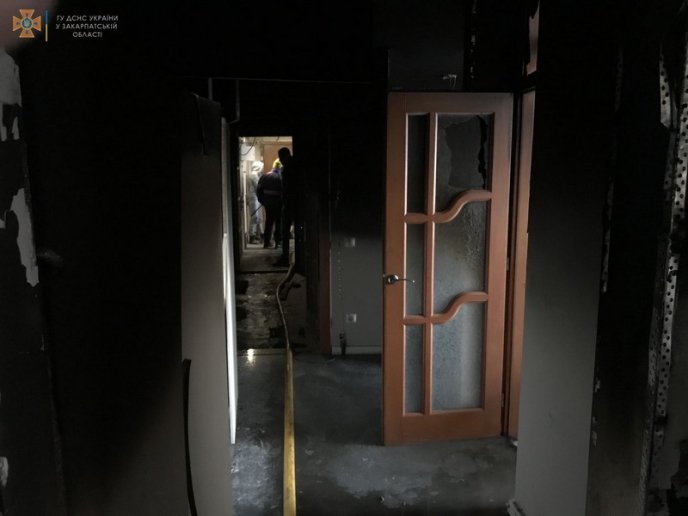 Переполох в Ужгороді: евакуювали 20 людей – 02