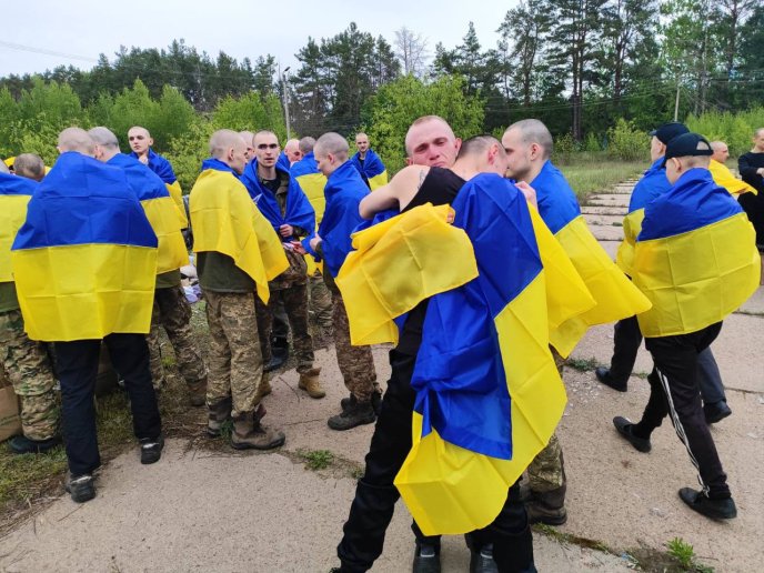 З російського полону звільнили 5 захисників із Закарпаття – 01 Звільнені з полону захисники України