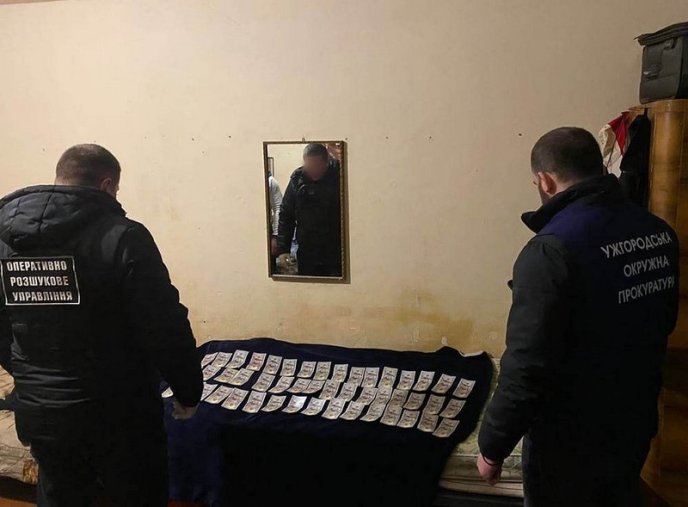 3000 доларів за одну особу: на Закарпатті намагались переправити ухилянтів через кордон – 02