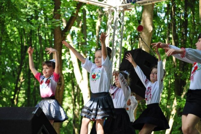 В Ужгороді розпочався "Майся фест" – 04