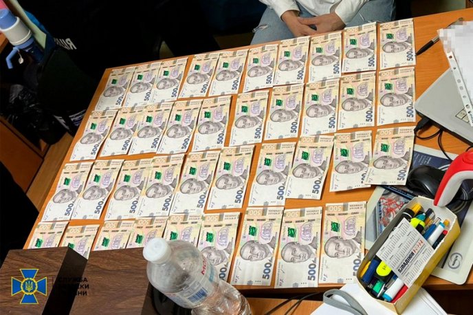 На Закарпатті СБУ блокувала схему продажу гуманітарної допомоги – 02