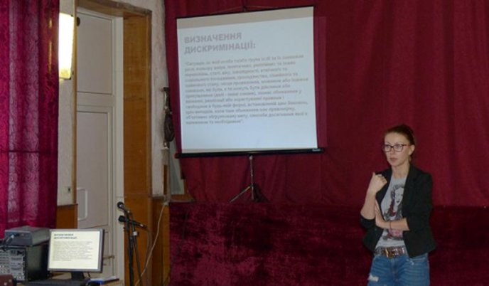 Мукачівські депутати, правоохоронці, прокурори та судді навчались толерантності та правам людини (ФОТО) – 02