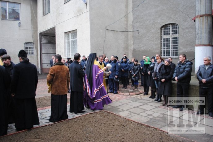 В Мукачівському міськвідділі міліції відкрили каплицю (ФОТО) – 08