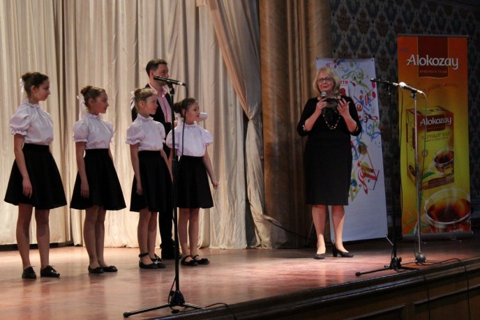 В Ужгороді оголосили володарів найкращих голосів "Яскравої Країни" – 05