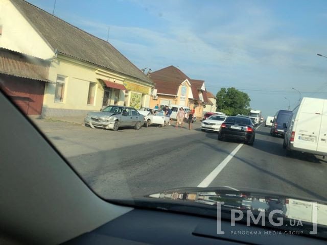 У Ракошині сьогодні вранці сталася аварія – 03