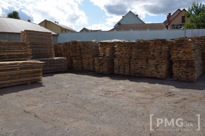 У Мукачеві виготовляють неймовірні дерев’яні вироби, які чудово впишуться в будь-який інтер’єр – 06