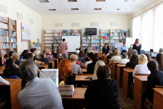 На Закарпатті відзначили Всеукраїнський день бібліотек – 06 На Закарпатті відзначили Всеукраїнський день бібліотек – 06