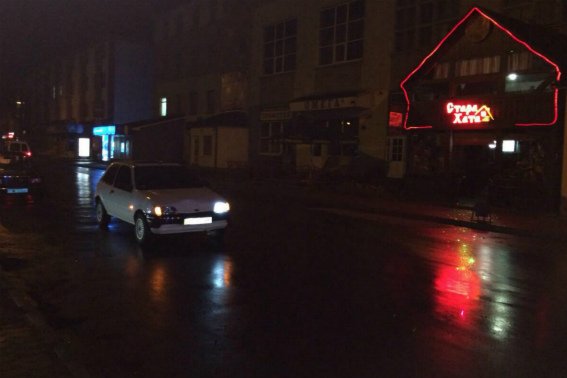 ДТП у Хусті: автомобіліст збив 36-річну жінку – 01 ДТП у Хусті: автомобіліст збив 36-річну жінку – 01