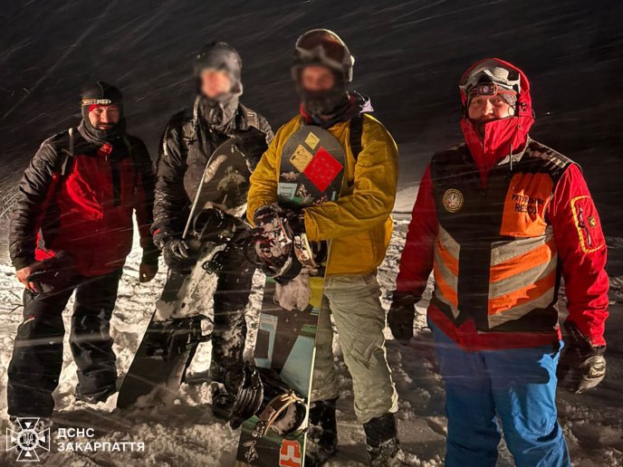 У горах знайшли туристів