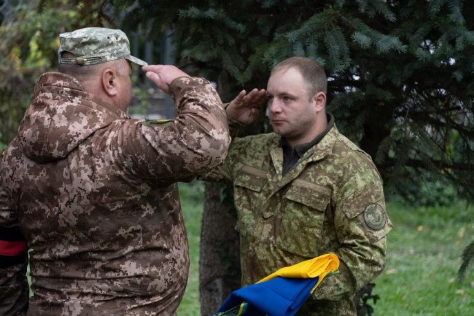 Закарпаття провело в останню путь 35-річного захисника – 03