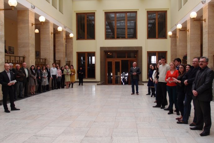 В атріумі Закарпатської ОДА художники краю представили виставку "Зима – 2017" – 03