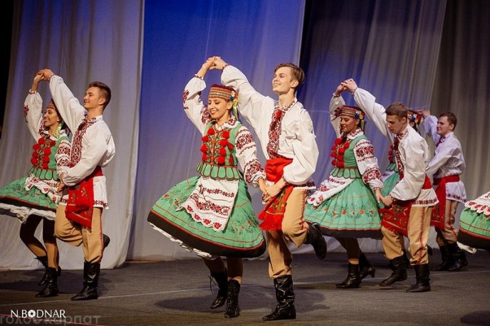 Відомий танцювальний колектив із Канади виступив в Ужгороді  – 02