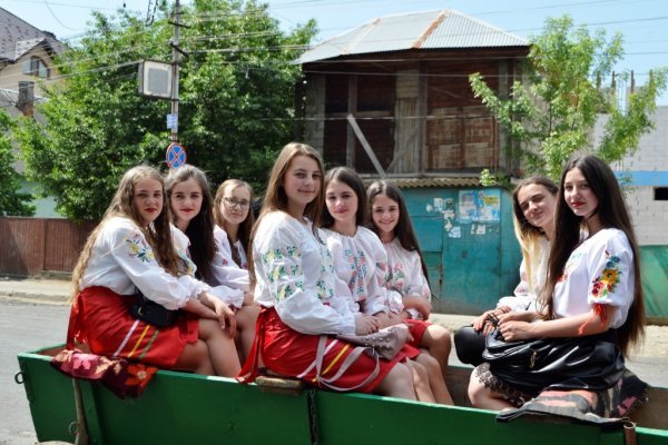 У Дубовому відбулись урочисті проводи отари на полонину – 03