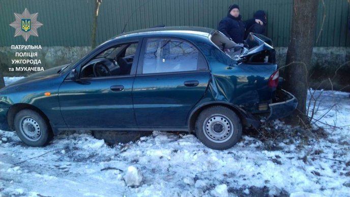 У Мукачеві нетверезий водій-втікач потрапив у ДТП – 03