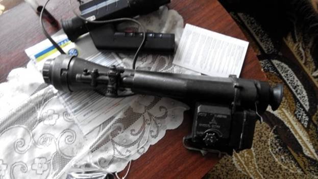 Поліцейські виявили у жителя Хустщини арсенал зброї – 06