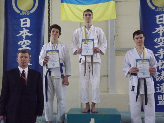 Мукачівська команда СКК «Сінай» взяла участь у Міжнародному чемпіонаті з карате  – 04