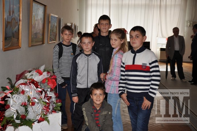 У Мукачеві відкрилась персональна виставка робіт Іллі Бровдія (ФОТО) – 03