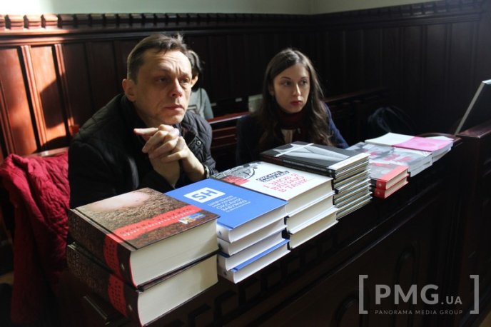 Письменниця Оксана Забужко провела у Мукачеві літературну зустріч – 06 Письменниця Оксана Забужко провела у Мукачеві літературну зустріч – 06