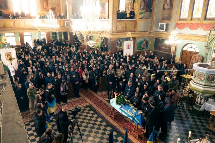 Мукачівська громада провела в останню дорогу полеглого Героя – 07