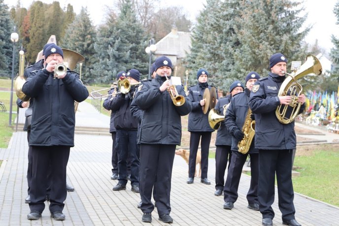 В Ужгороді поховали військового, який ще влітку загинув під Бахмутом – 07