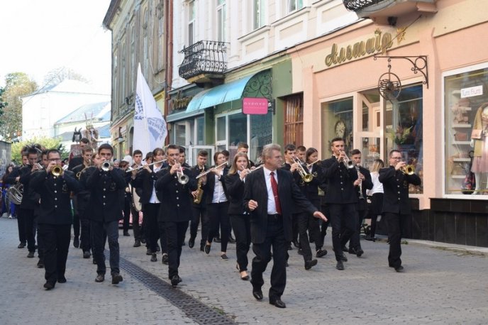 В Ужгороді розпочався фестиваль "Інтерлялька-2019" – 19