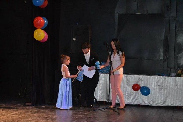 Берегівський колектив "Гармонія" показав місцевій публіці звітний концерт – 09