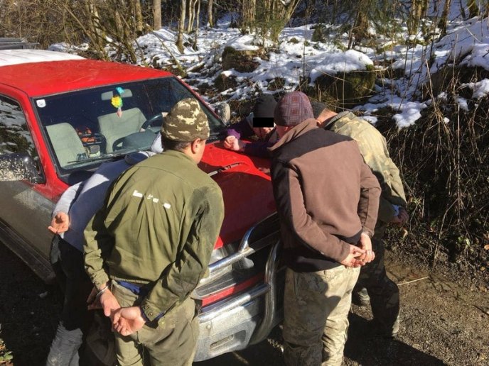 В області затримали групу контрабандистів – 04 В області затримали групу контрабандистів – 04