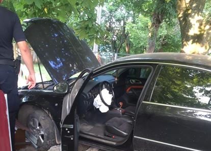 У патрульній поліції підтвердили факт ДТП біля дитсадка в Ужгороді – 01