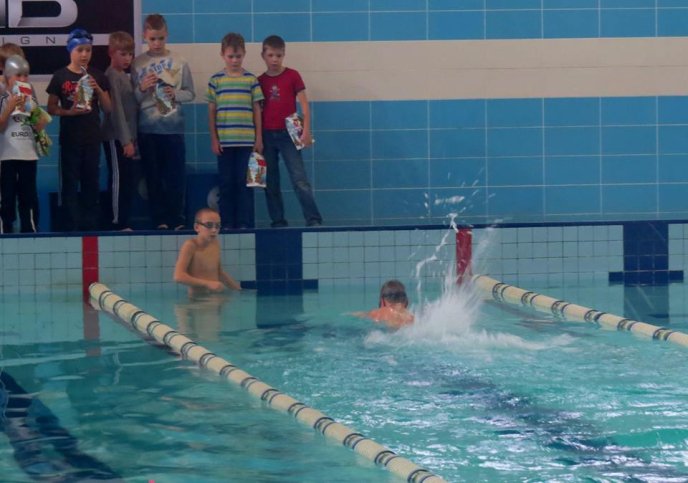 В Ужгороді відбувся міський турнір з плавання "На старт з Дідом Морозом" – 10