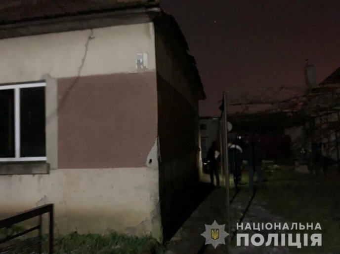 На Закарпатті чоловік підпалив будинок своєї родички – 02 На Закарпатті чоловік підпалив будинок своєї родички – 02