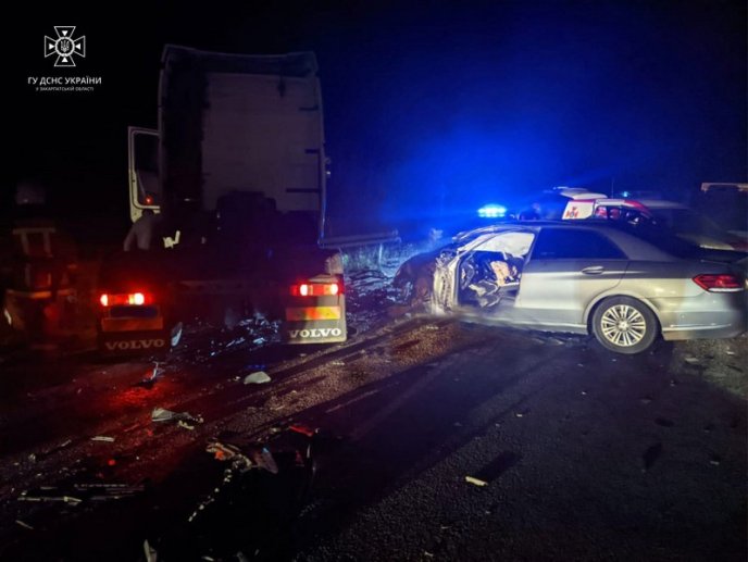 Опубліковано фото з місця смертельної ДТП, яка сталась вночі на Закарпатті – 03