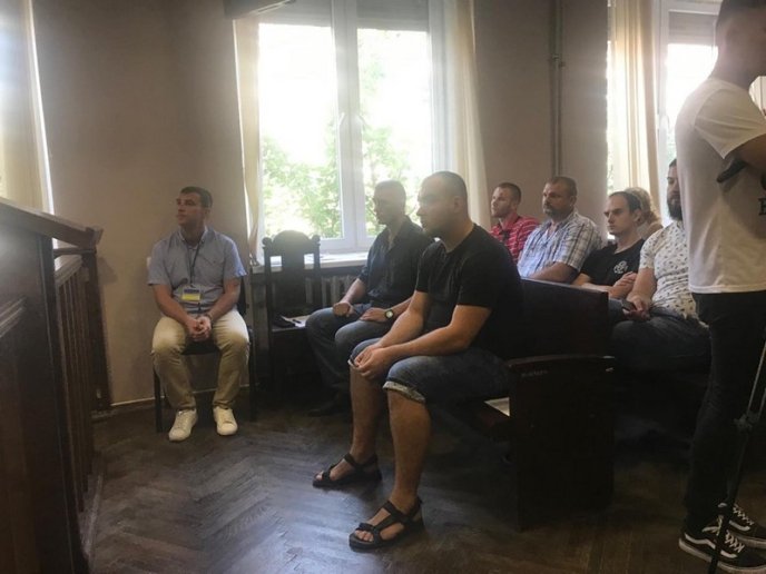 В Ужгороді вирішують, чи брати під варту винуватця смертельної ДТП – 01 В Ужгороді вирішують, чи брати під варту винуватця смертельної ДТП – 01