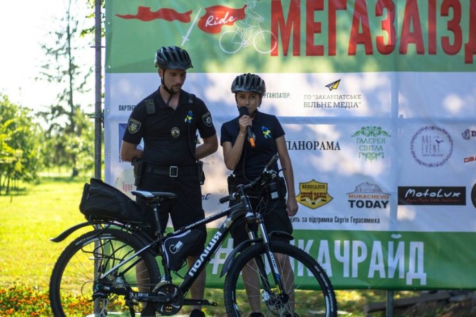 Соцмережі заполонили яскраві фото із вчорашнього Мегазаїзду у Мукачеві – 10
