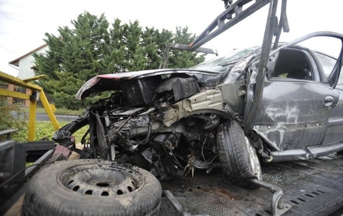 Оприлюднено фото з місця фатальної аварії, в яку потрапив владика із Закарпаття, – ЗМІ – 02