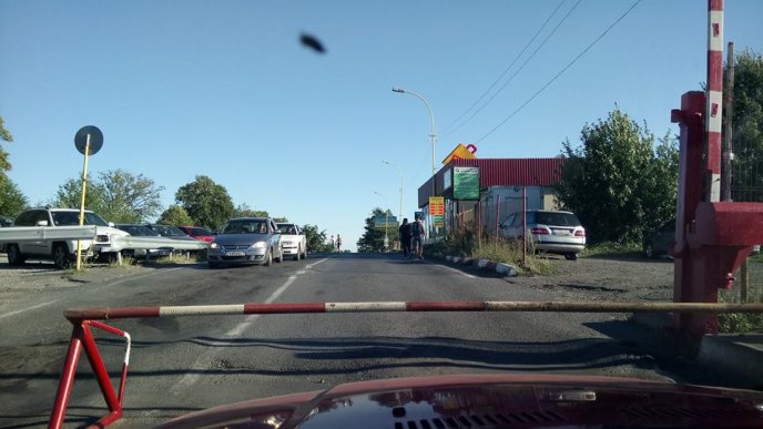 На КПП "Ужгород" утворились довжелезні черги – 01