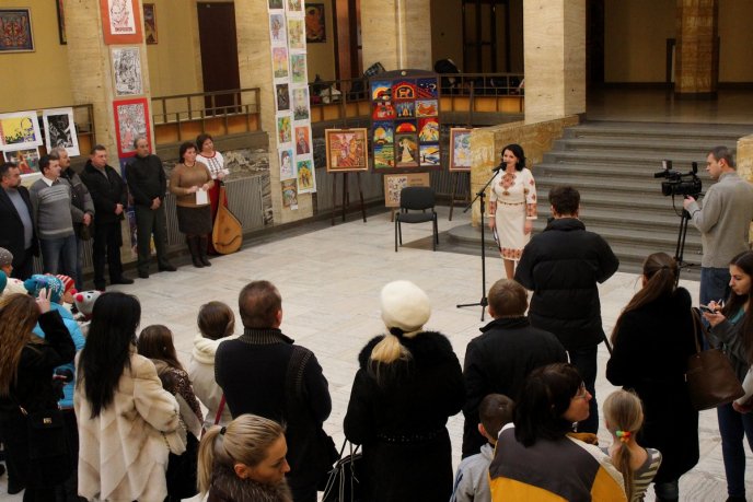 В Ужгороді експонували доробки найталановитіших закарпатських школярів – 01