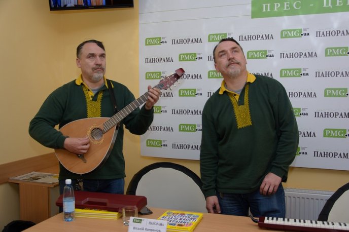 Брати Капранови презентували свою книгу у Мукачеві (ФОТО,ВІДЕО) – 06