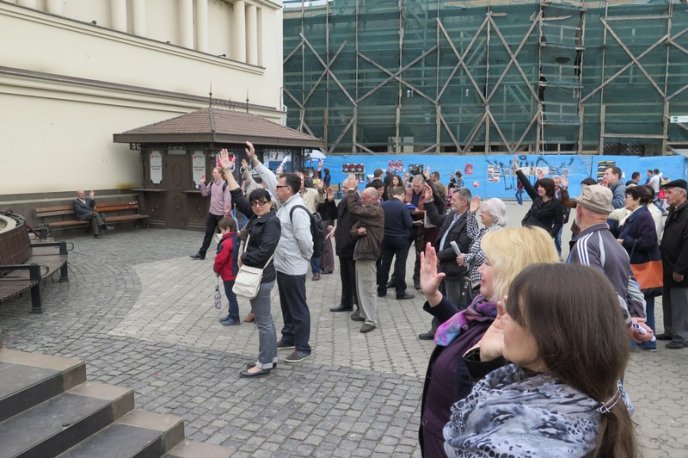 В Ужгороді відбулось віче проти сепаратизму, на якому висловили недовіру СБУ, прокуратурі та Москалю – 21