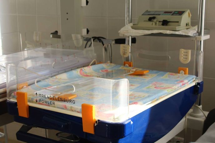 У Мукачеві пологове та неонатологічне відділення лікарні отримали нове обладнання – 05