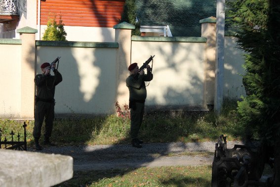 На Закарпатті урочисто відзначають День визволення України та краю від німецько-фашистських загарбників – 03