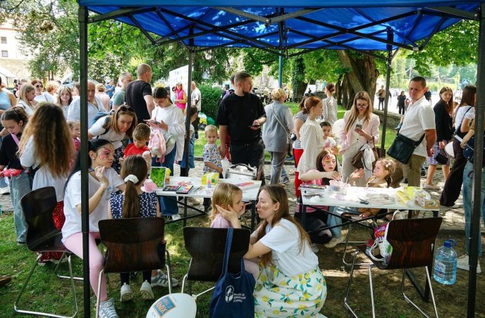 В Ужгороді провели свято для дітей – 04