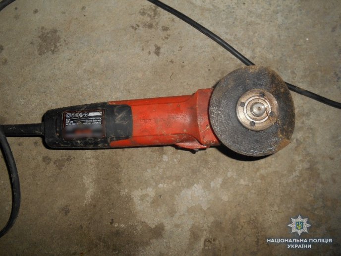 У Сваляві хлопець самотужки затримав крадія – 03