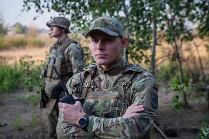 Чому зв’язківець в «Азові» — це не про рації, а про інтелект – 01