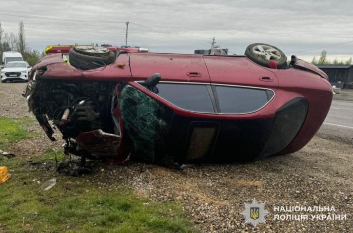 Автомобіль перекинувся: в області сталась смертельна аварія – 01