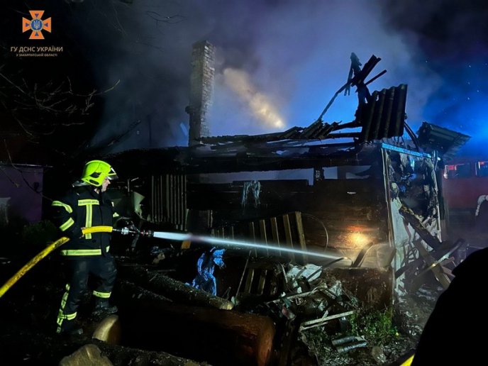 Вночі на Закарпатті загинув чоловік – 02