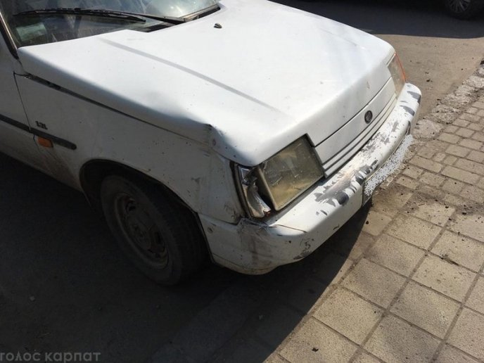 В Ужгороді сталася дорожньо-транспортна пригода – 04