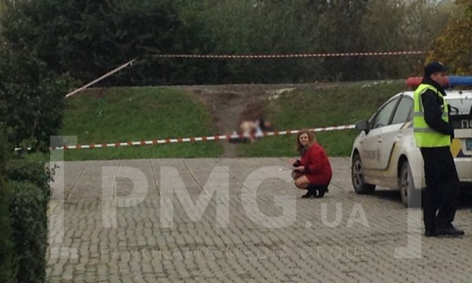 З’явились фото з місця резонансного вбивства у Мукачеві – 03