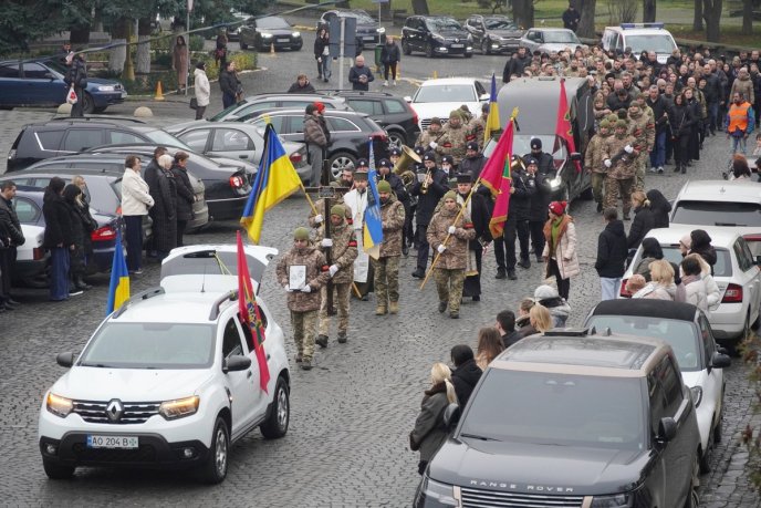 Закарпаття попрощалося з 27-річним Героєм – 04