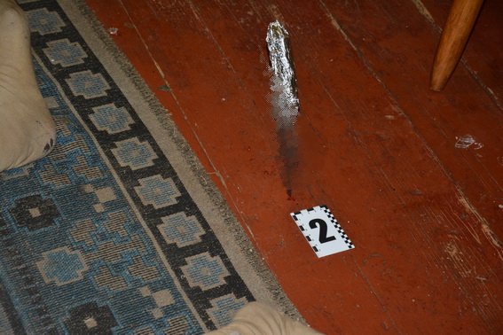 З’явились фото з місця жорстокого вбивства жінки на Свалявщині – 02