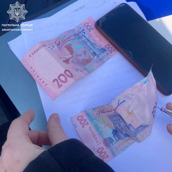 Патрульні розповіли про випадок, який трапився біля колишнього поста ДАІ у Мукачеві – 03